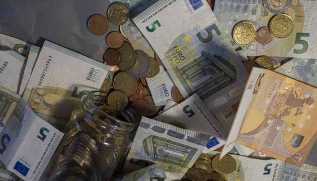 Теперь окончательно: минималка в Латвии с нового года составит 740 евро