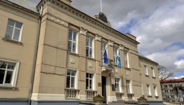 � ������� ��������� ����� � ���������� ���������� ������