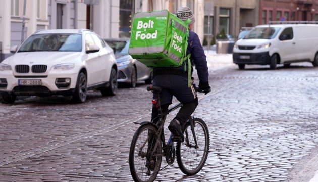 ������ ������ ������. ������� ������������ ������� �������� Bolt Food?