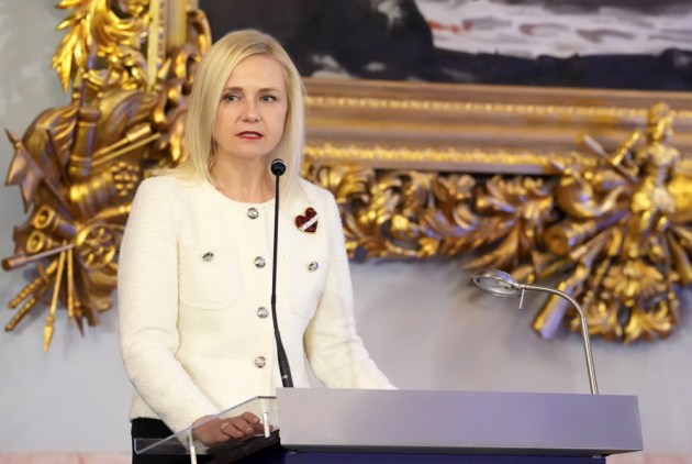 �������� ������������ � ���������� �� ���� ���������� ����� ������