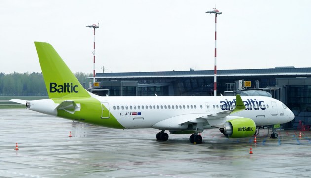 airBaltic сдаст в аренду Уругваю несколько самолётов с экипажами