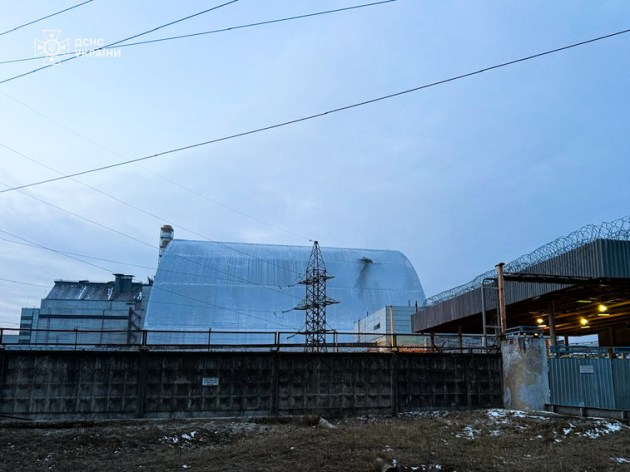 Дрон врезался в Чернобыльскую АЭС. Украина обвиняет в атаке Россию