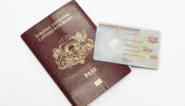 У нас самообслуживание! МВД намерено поменять систему выдачи удостоверений личности