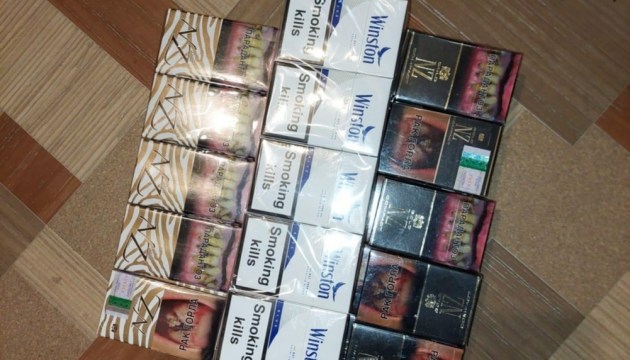 В Латгалии изъяты большие партии контрабандных сигарет, алкоголь и оружие