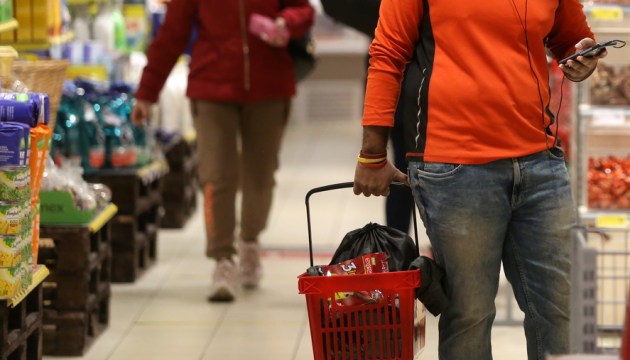 Rimi запускает «корзину низких цен» и обещает самые дешёвые продукты