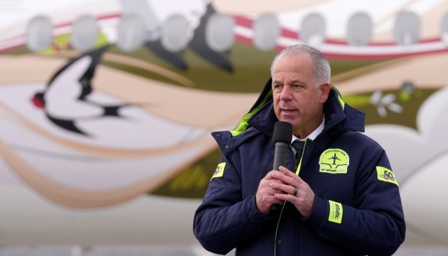 AirBaltic: ��� ������ ������ ��������� � 52 ����!