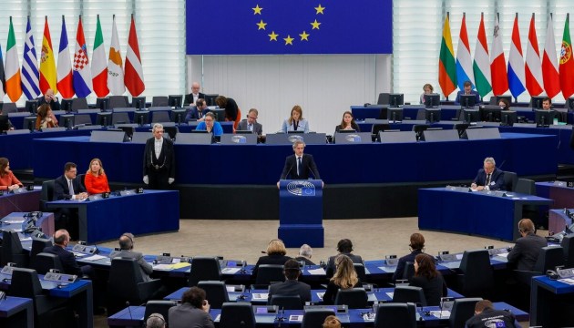 �� ������� ������� ������ ����� ��� 2500 ��� � ����������� � ������