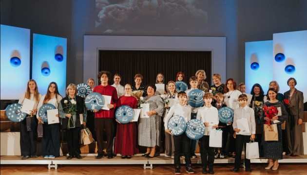 � ����������� ��������� ������ ��������� � �������� � ����� ����������� �� ��������� � ������