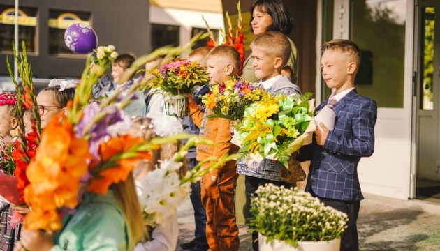 ������� �������� ����� � 1-� ������. ��������� ����� ������ ������� ����� 800 �����