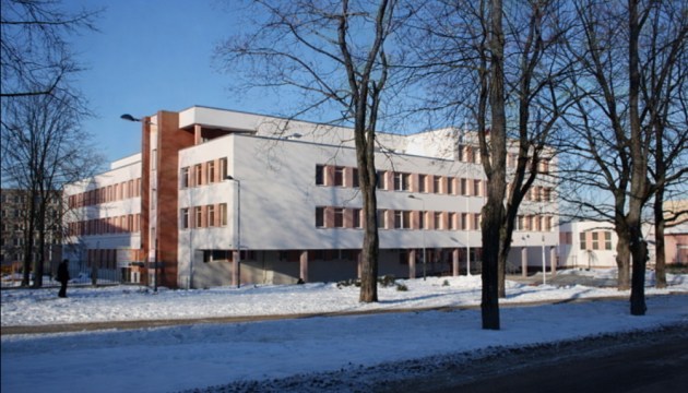 ��������: �� 16.00 � ��������� ���������� ��������� � 8 ����� � ����� �� ����� �������� (���������)