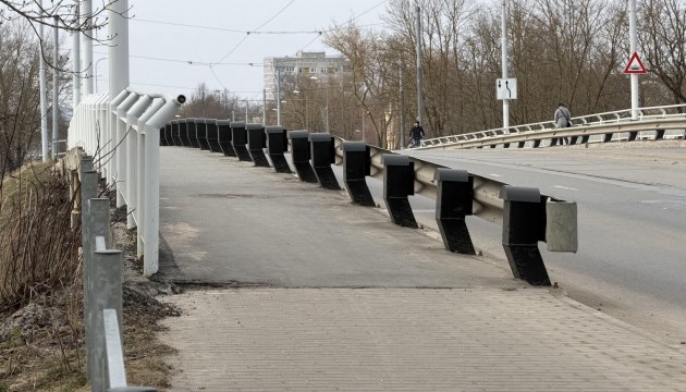 ��������� � ����������� �������: � ����������� ��������� �������� ��������������