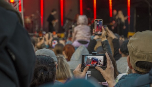 ������� ����� ������ �� ������� � �������� ����������. ��� ���������� �������� �� ��������� ������