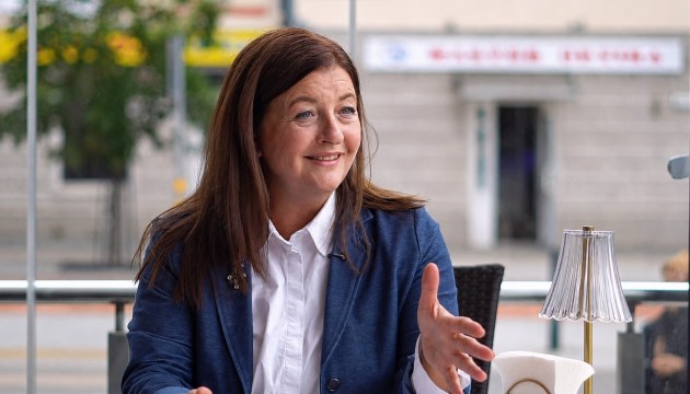 Kad telefons sāk kontrolēt cilvēku: psiholoģe par jauniešiem un digitālo vidi